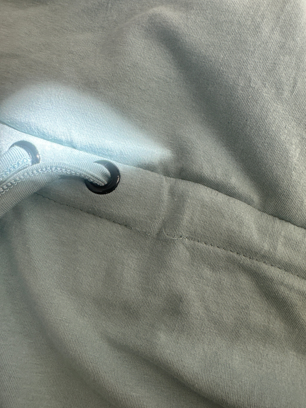 T-SHIRT VERT TAILLE M - 1