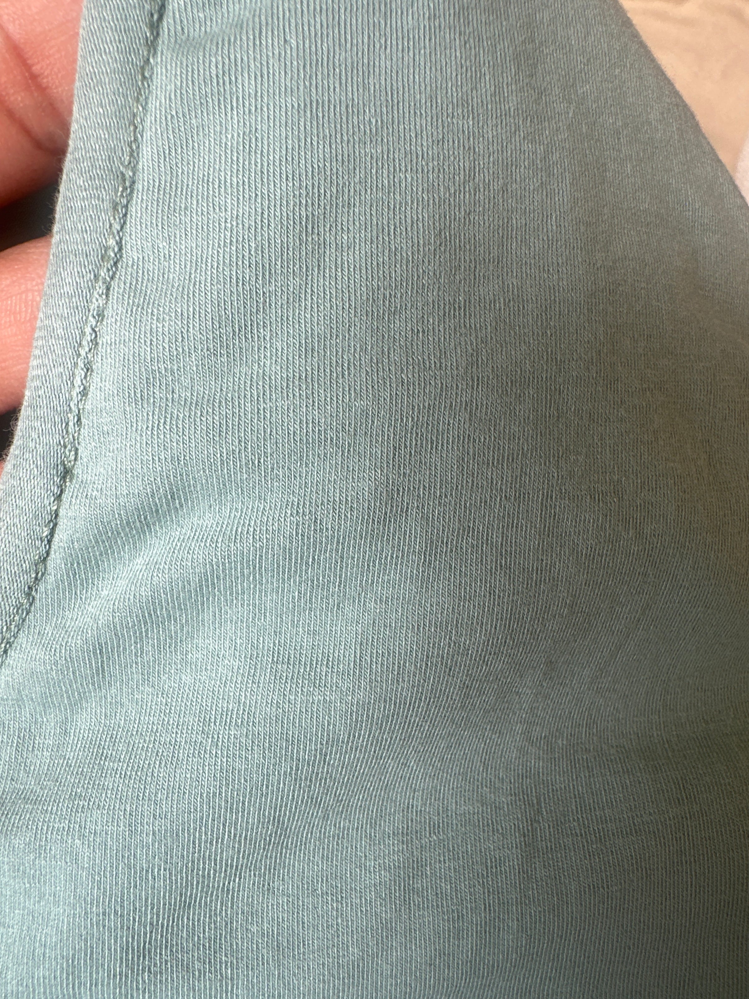 T-SHIRT VERT TAILLE L - 3